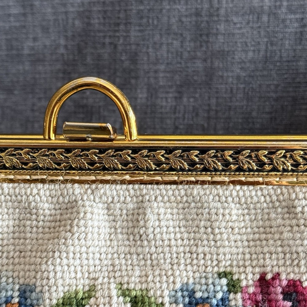VTG  1930s Petit Point Needlepoint Tapestry Floral Purse Handbag Metal Strap GUC - Picture 3 of 16